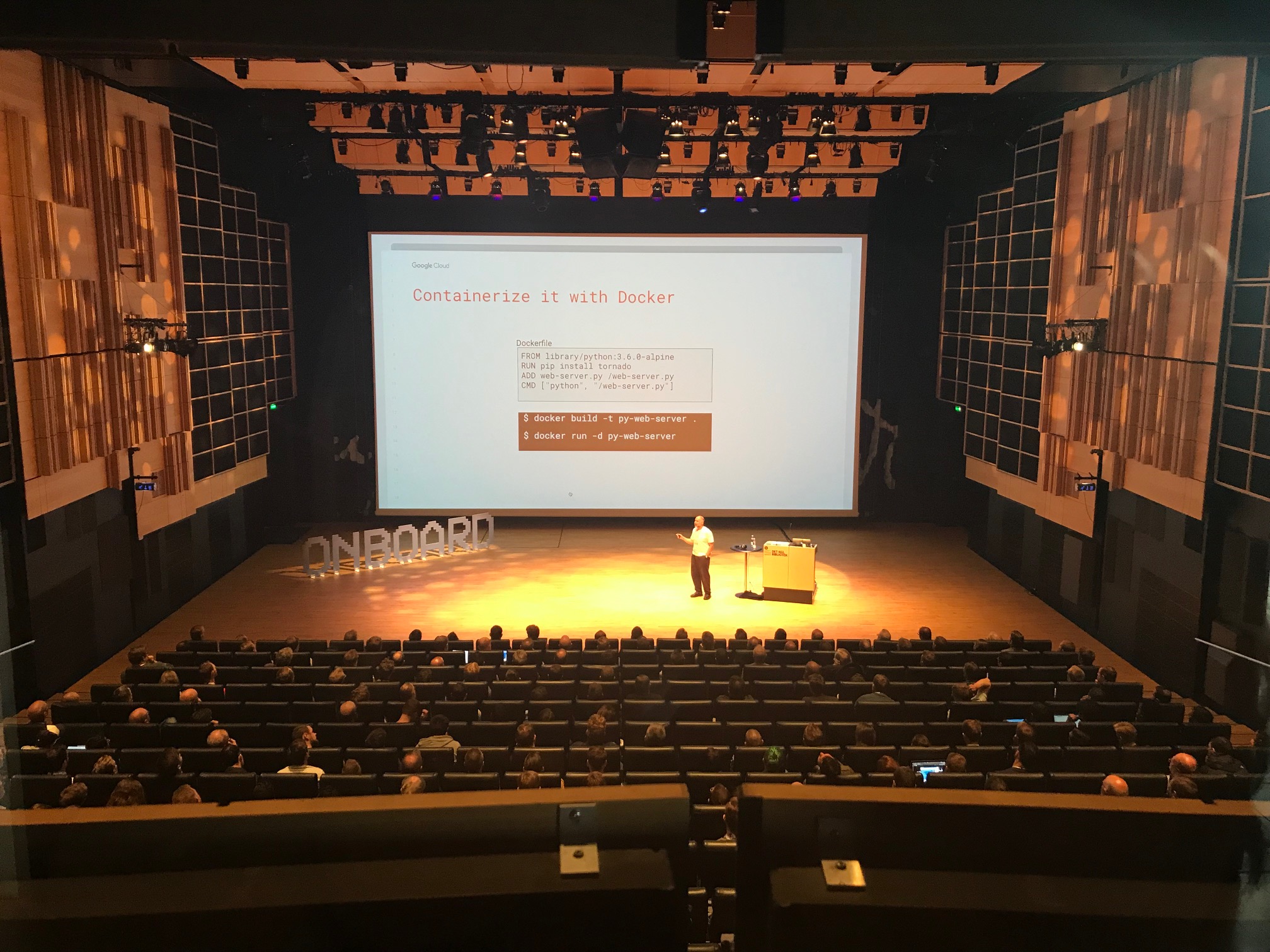 GOOGLE
Google Cloud OnBoard Conference